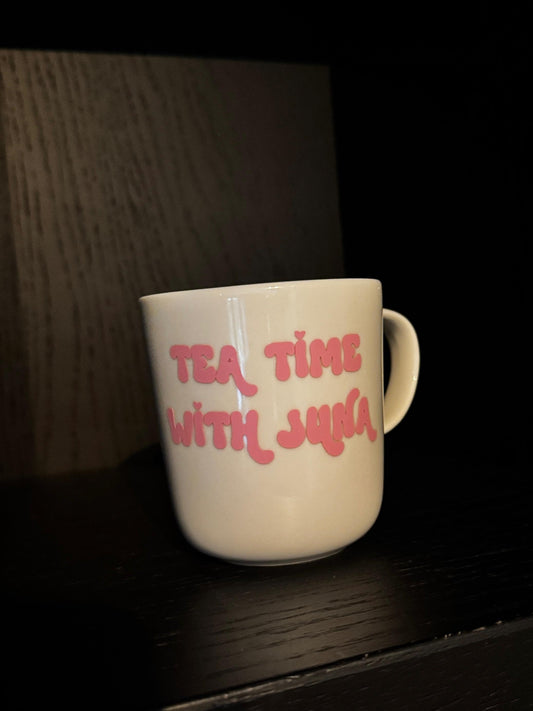 Mok met zelfgekozen tekst of naam - een uniek cadeau!